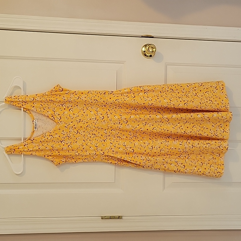 NWOT flower yellow tank dress size med